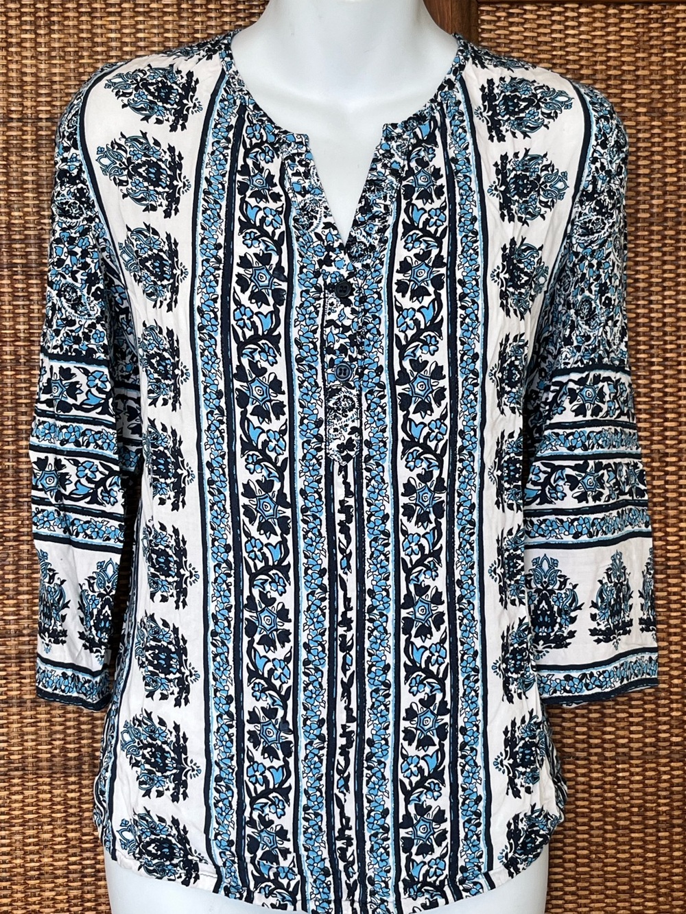 Saint Tropez West tunic top shirt blue white boho paisley floral 3/4 sleeve M